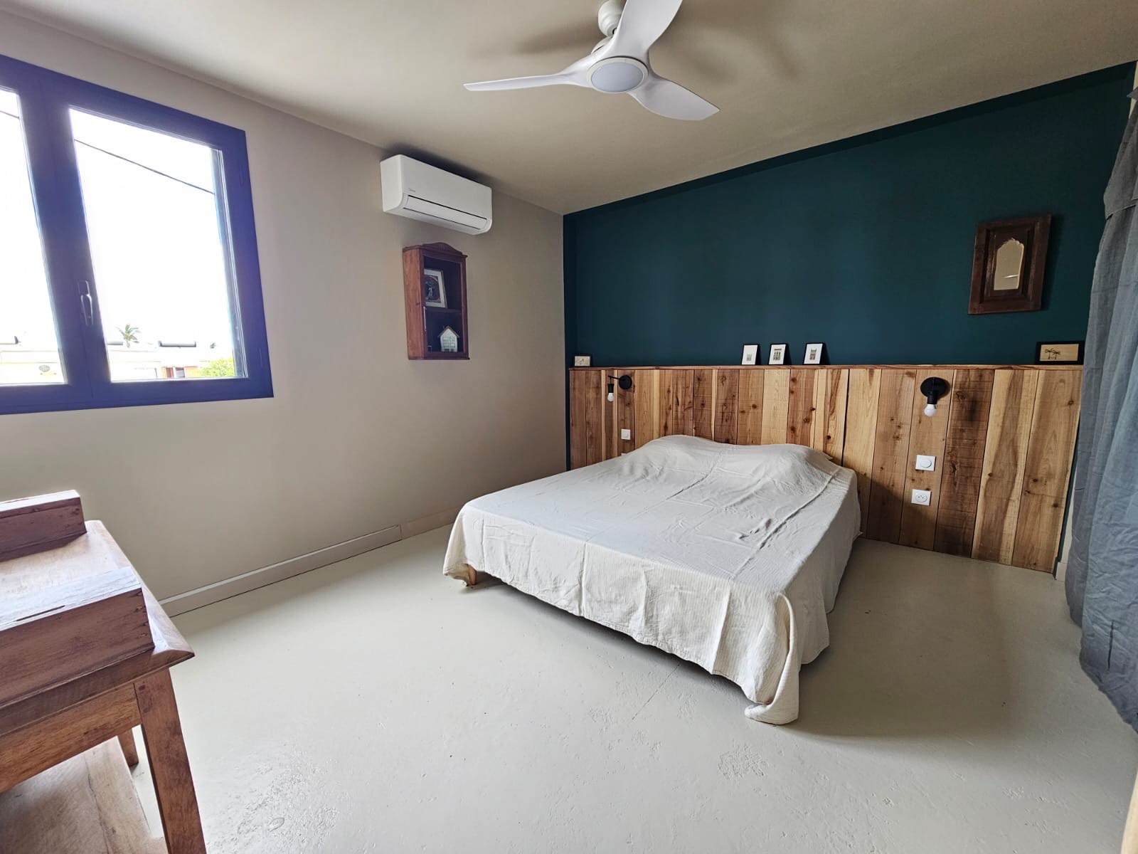 Les Sardines Blanches — Chambre Bleue